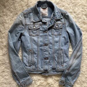Brandy Melville Light Blue Denim Jacket